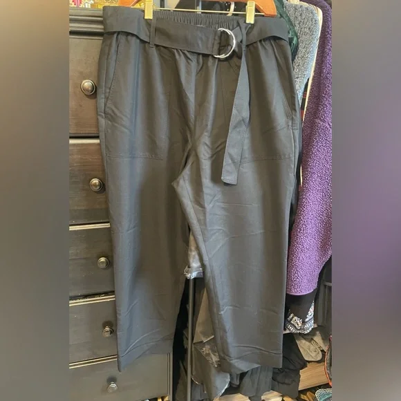 Anne Taylor belted black ankle pant size 12. Straight leg, cuffed hem, pull on. - Picture 4 of 6